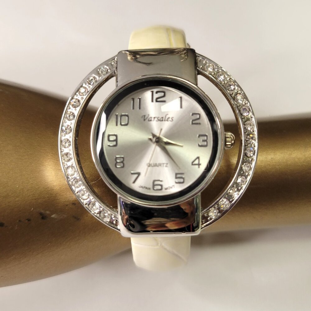 VARSALES Ladies White Watch, Quartz Rhinestone Bangle Watch Silver Tone Watch